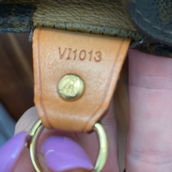 👜Louis Vuitton Sac Plat Tote VI1013👜 - Picture 16 of 16